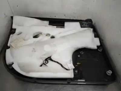 Tweedehands auto-onderdeel bekleding rechts voordeur voor volkswagen touareg (7la) 4.2 v8 40v cat (axq) oem iam-referenties 7l6867012