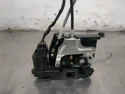 Second-hand car spare part rear left door lock for ssangyong kyron 200 xdi limited oem iam references   