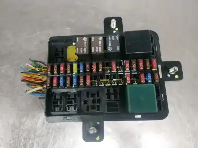 Second-hand car spare part fuse box unit for ssangyong kyron 200 xdi limited oem iam references 82101  