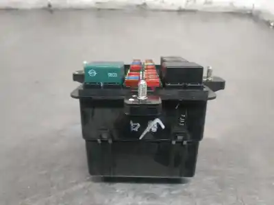 Second-hand car spare part fuse box unit for ssangyong kyron 200 xdi limited oem iam references 82101