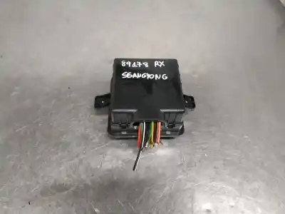 Second-hand car spare part fuse box unit for ssangyong kyron 200 xdi limited oem iam references 8216009660