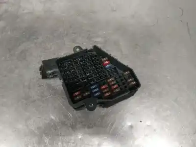 Second-hand car spare part fuse box unit for audi a8 (4e2) 3.7 quattro oem iam references 8d2941824  