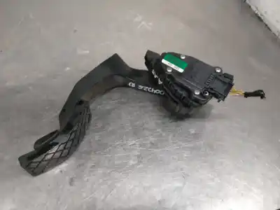 Second-hand car spare part accelerator pedal for audi a8 (4e2) 3.7 quattro oem iam references 4e1723503  