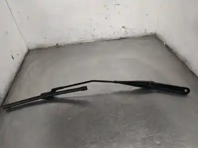 Peça sobressalente para automóvel em segunda mão HASTE DE ESCOVA DIANTEIRO DIREITO por FORD FIESTA (CB1)  Referências OEM IAM 8A6117526BB  