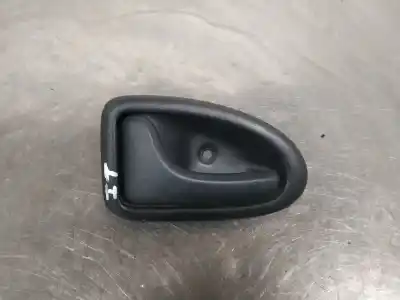 Gebrauchtes Autoersatzteil LINKER INNERER HINTERGRIFF zum RENAULT CLIO II FASE II (B/CB0)  OEM-IAM-Referenzen 7700423887  