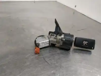 Pezzo di ricambio per auto di seconda mano interruttore di avviamento per peugeot 207 xs pack riferimenti oem iam 9663123280  
