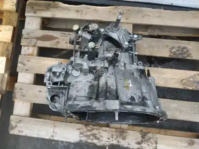 Second-hand car spare part gearbox for renault scenic ii authentique 120 cv / 88 kw oem iam references nd0002  