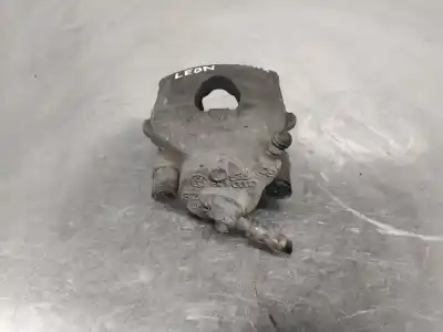 Peça sobressalente para automóvel em segunda mão pinça de travão dianteira direita por seat leon (1p1) reference referências oem iam   