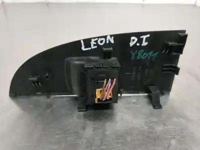 Peça sobressalente para automóvel em segunda mão botão / interruptor elevador vidro dianteiro esquerdo por seat leon (1p1) reference referências oem iam 1p1867171  