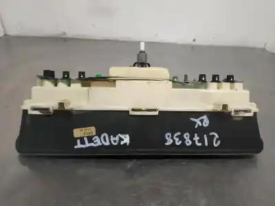 Peça sobressalente para automóvel em segunda mão quadrante por opel kadett e gl berlina referências oem iam 81136035  