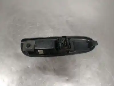 Автозапчастина б/у передні вікний вмикач для renault clio ii fase ii (b/cb0) authentique посилання на oem iam 8200084003  