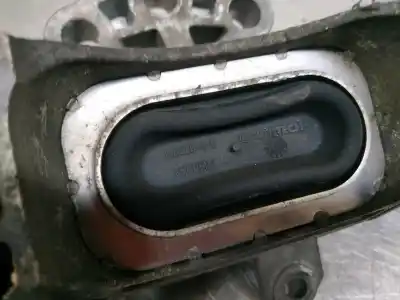 Second-hand car spare part engine support for opel vectra c caravan sport oem iam references 2104461  