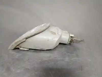 Recambio de automóvil de segunda mano de piloto delantero izquierdo para citroen saxo 1.5 diesel referencias oem iam 10028040699  