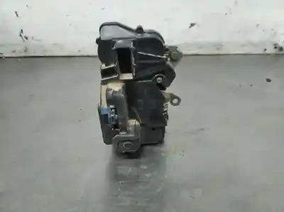 Second-hand car spare part left front door lock for citroen berlingo 1.9 d multispace oem iam references   