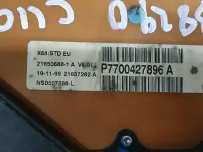 Pezzo di ricambio per auto di seconda mano pannello degli strumenti per renault clio ii fase i (b/cbo) 1.9 d alize riferimenti oem iam 7700427896a  