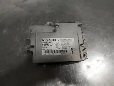 Pezzo di ricambio per auto di seconda mano centralina airbag per renault modus confort dynamique 98 cv / 72 kw riferimenti oem iam 8200463297  