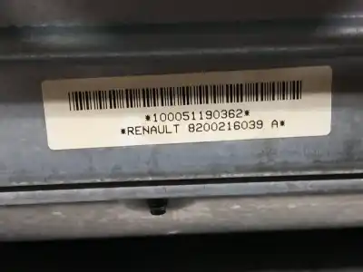 Second-hand car spare part front right air bag for renault modus confort dynamique 98 cv / 72 kw oem iam references 8200216039  