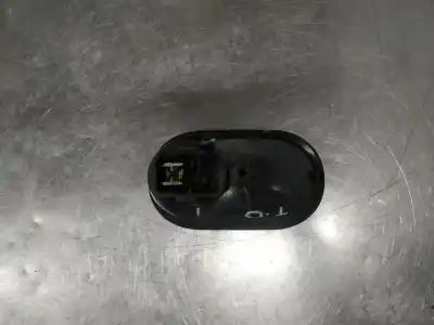 Second-hand car spare part Interior Right Rear Handle for RENAULT MODUS Confort Dynamique 98 CV / 72 KW OEM IAM references   