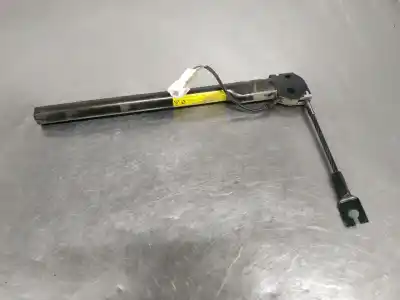 Second-hand car spare part Left Airbag Tensioner for RENAULT MODUS Confort Dynamique 98 CV / 72 KW OEM IAM references 8200215871  