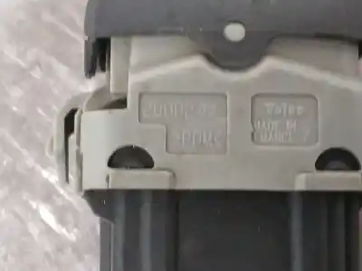 Second-hand car spare part RIGHT FRONT POWER WINDOW SWITCH for RENAULT MODUS  OEM IAM references 2808202  