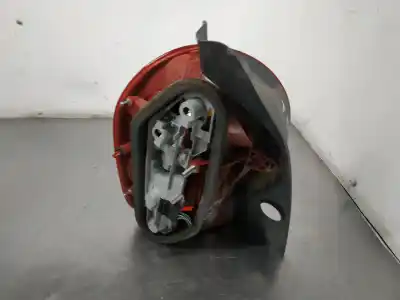 Автозапчастина б/у правий ліхтар для renault modus confort dynamique 98 cv / 72 kw посилання на oem iam 8200538785  
