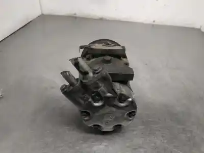 Pezzo di ricambio per auto di seconda mano compressore aria condizionata per renault clio ii fase i (b/cbo) 1.9 d alize riferimenti oem iam 7700111235  