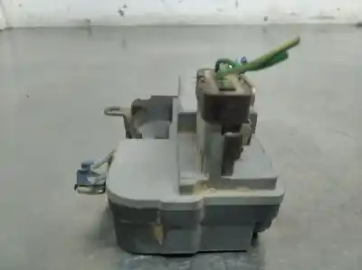 Second-hand car spare part left front door lock for citroen berlingo 1.9 d multispace oem iam references   