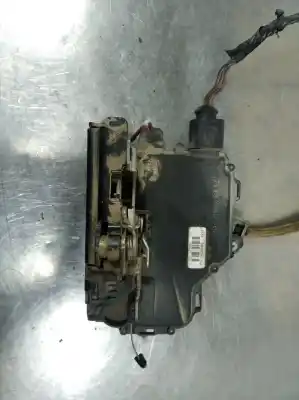 Автозапчастина б/у замок дверей заднього лівого для seat leon (1m1) signo посилання на oem iam 3b4839015m  