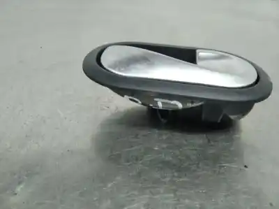 Second-hand car spare part interior right front handle for renault modus confort dynamique 98 cv / 72 kw oem iam references 310580  