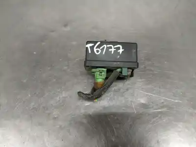 Second-hand car spare part glow plug for citroen c15 1.9 diesel 60 cv / 44 kw oem iam references 9639912560  