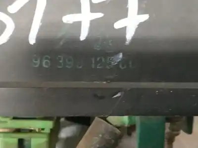 Second-hand car spare part glow plug for citroen c15 1.9 diesel 60 cv / 44 kw oem iam references 9639912560  