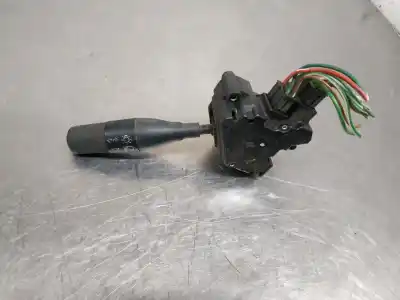 Pièce détachée automobile d'occasion Commande De Clignotants pour RENAULT 19 (B/C/L53) 1.4 Références OEM IAM   