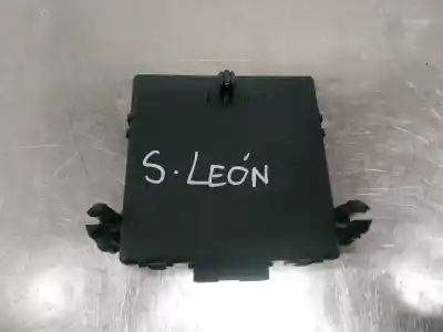 Peça sobressalente para automóvel em segunda mão módulo eletrônico por seat leon (1p1) reference referências oem iam 1k0907530p  