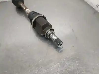 Second-hand car spare part front left transmission for renault clio iii pack authentique oem iam references 8200499585  