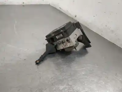 Pezzo di ricambio per auto di seconda mano abs per renault clio iii pack authentique riferimenti oem iam 8200747140  