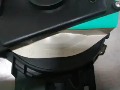 Peça sobressalente para automóvel em segunda mão quadrante por dacia sandero laureate referências oem iam 248103939r  