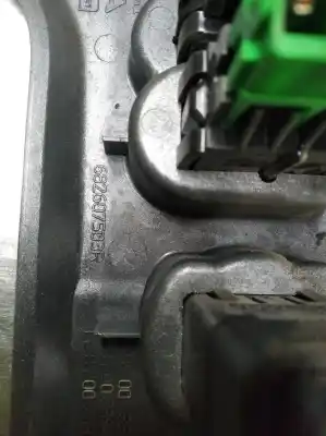 Peça sobressalente para automóvel em segunda mão interruptor 4 piscas - emergência por dacia sandero laureate referências oem iam 8200739438  