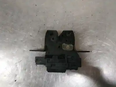 Second-hand car spare part TRUNK LOCK for RENAULT CLIO III  OEM IAM references 8200947699  
