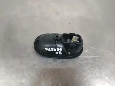 Tweedehands auto-onderdeel BINNENHANDGREEP LINKS VOOR voor RENAULT CLIO III  OEM IAM-referenties   