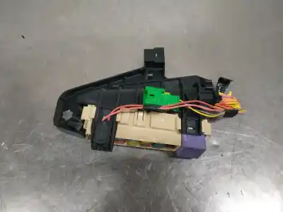 Second-hand car spare part fuse box unit for renault clio iii pack authentique oem iam references 8200241944  