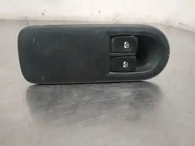 Pièce détachée automobile d'occasion commande de lève vitre avant gauche pour renault clio iii pack authentique références oem iam e29470  