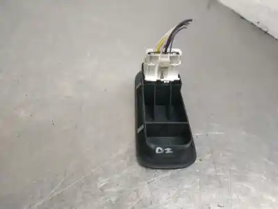 Pièce détachée automobile d'occasion commande de lève vitre avant gauche pour renault clio iii pack authentique références oem iam e29470  