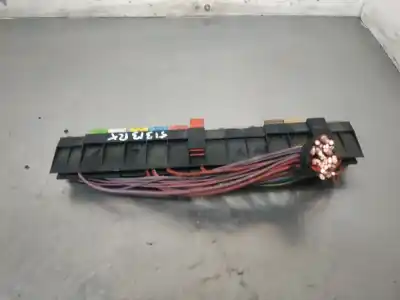 Peça sobressalente para automóvel em segunda mão caixa de fusíveis e relés por bmw serie 5 berlina (e39) 530d referências oem iam   