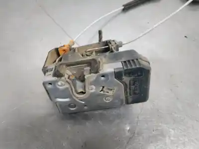 Peça sobressalente para automóvel em segunda mão fechadura da porta dianteira direita por opel meriva cosmo referências oem iam 13154792  
