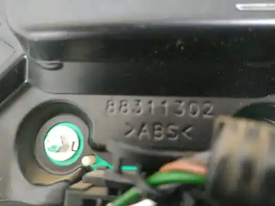 Peça sobressalente para automóvel em segunda mão quadrante por opel meriva cosmo referências oem iam 13214770  