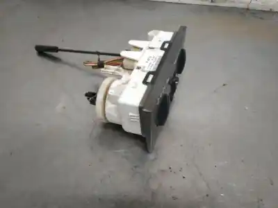 Peça sobressalente para automóvel em segunda mão comando de sofagem (chauffage / ar condicionado) por opel meriva cosmo referências oem iam 13215936  