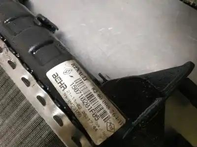 Pièce détachée automobile d'occasion RADIATEUR D'EAU pour RENAULT LAGUNA II (BG0)  Références OEM IAM 8200008764  