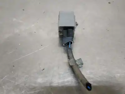 Peça sobressalente para automóvel em segunda mão sensor por hyundai i40 style referências oem iam 957103l010  