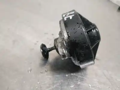 Pezzo di ricambio per auto di seconda mano valvola egr per opel zafira a comfort riferimenti oem iam   