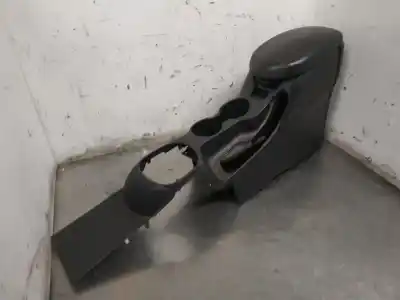 Tweedehands auto-onderdeel midden armsteun voor hyundai veloster (fs) 1.6 gdi oem iam-referenties 